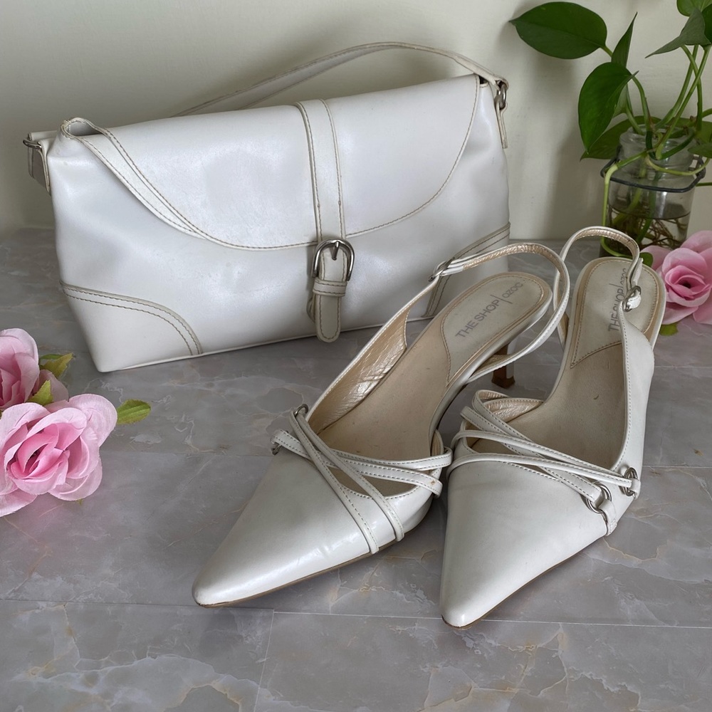 Vintage White hand Bag and Heels Set.